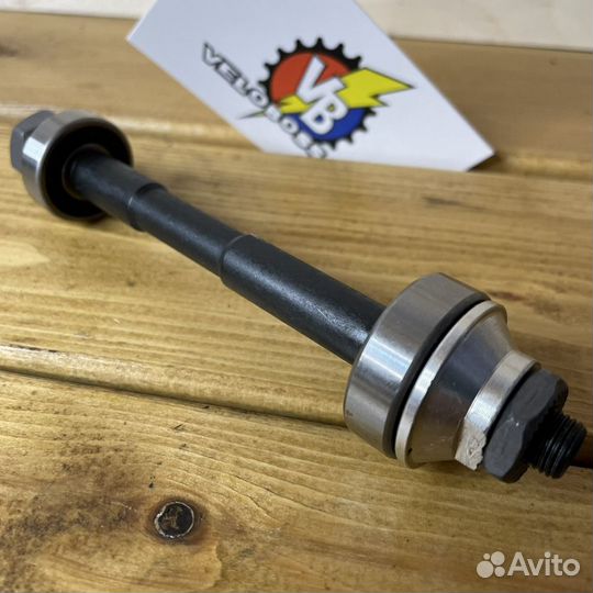 Ось задней втулки на промподшипниках sf- AX07R