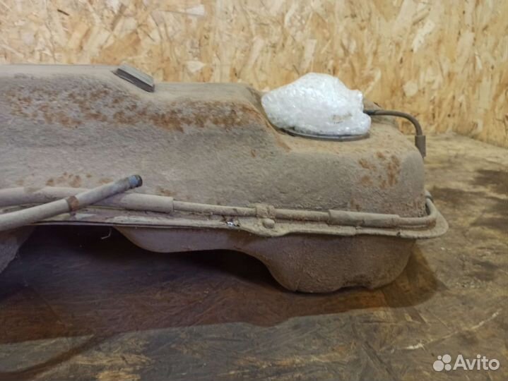 Бак топливный Hyundai Tucson 1