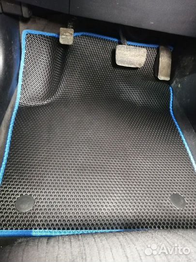 Ево коврики 3D с бортиками Spyker