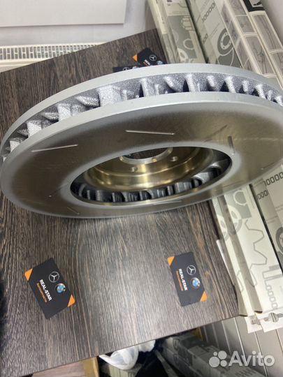 Диск тоpмозной передний Porsche Macan 95B615301J