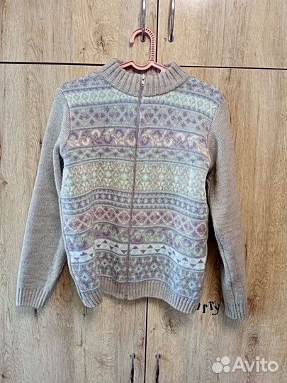 Блузка,брюки,толстовка на девочку 4 класс