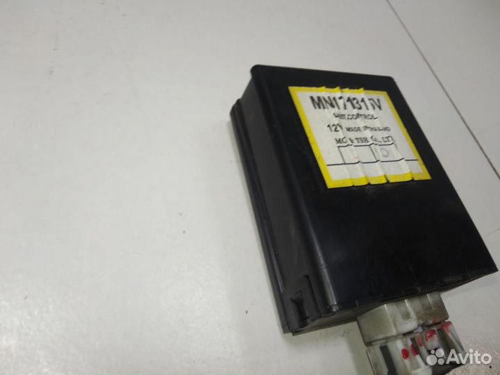 Блок комфорта Mitsubishi L200 KB4T 2006-2015