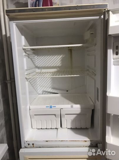 Холодильник стинол в рабочем состоянии