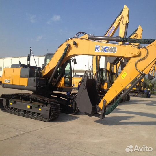 Гусеничный экскаватор XCMG XE215C, 2023
