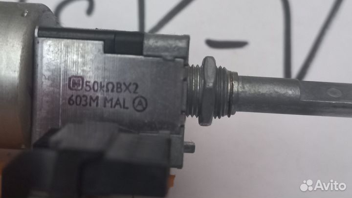 Резистор переменный с моторчиком