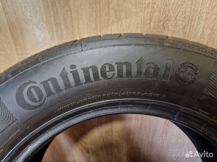 Continental ContiPremiumContact 5 215/60 R16 95H