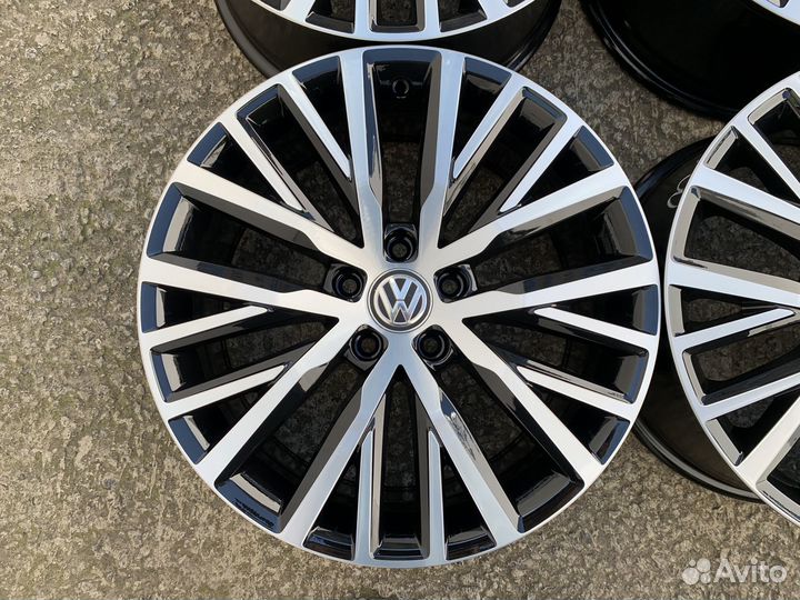 Оригинал диски Lakeville R18 Volkswagen Passat CC