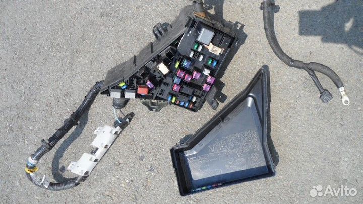 Блок предохранителей для автомобилей subaru levorg VMG, VM4