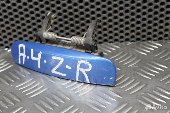 Ручка двери наружная Audi A4 B7