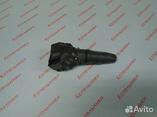 Nissan 25260-8H705 Переключатель дворников