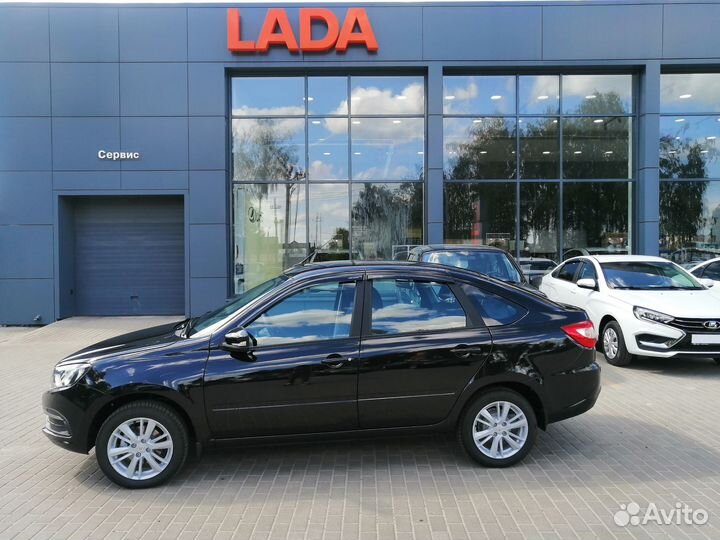 LADA Granta 1.6 МТ, 2023