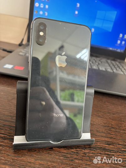 iPhone X, 64 ГБ