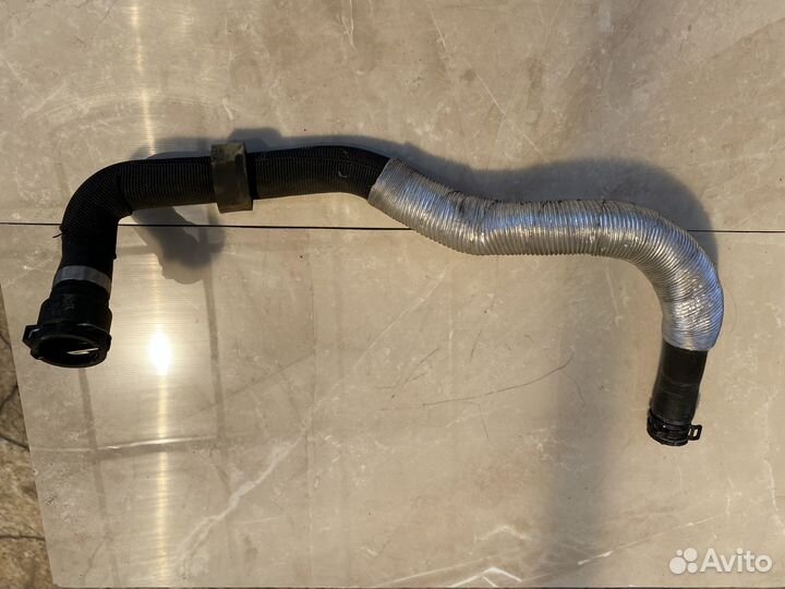 Патрубок системы охлаждения Audi A8 D3