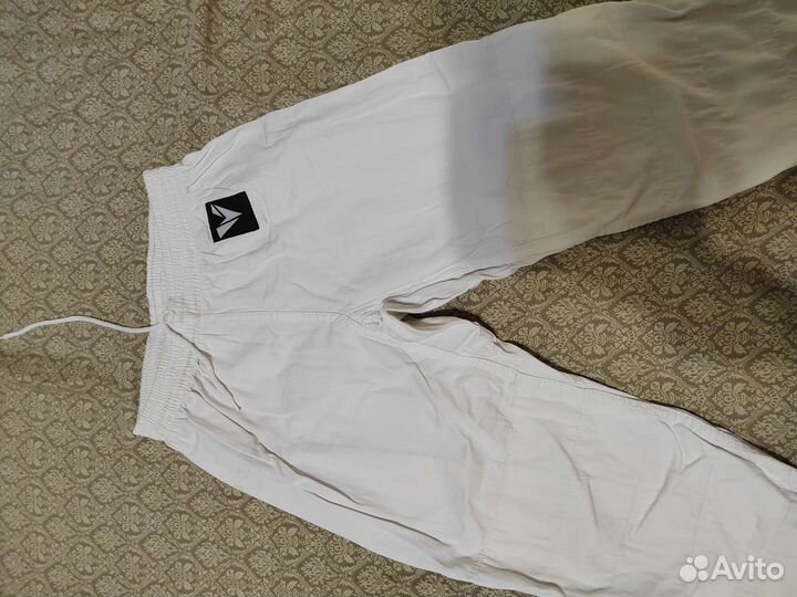 Форма для единоборств, кимоно