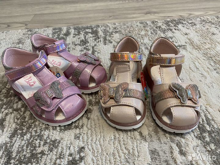 Босоножки для девочки новые 22-27