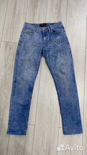 Джинсы bershka мужские 29 размер