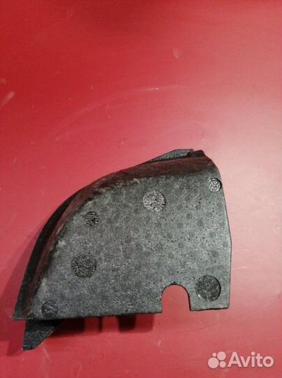 Обшивка багажника правая Nissan Primera P12