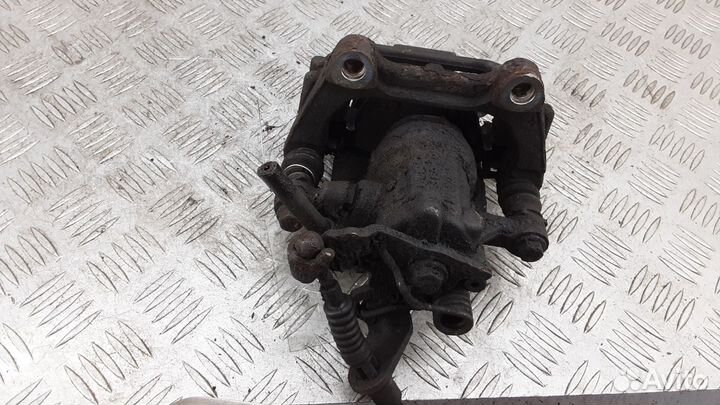 Суппорт задний правый Volkswagen Touran 2-й рест