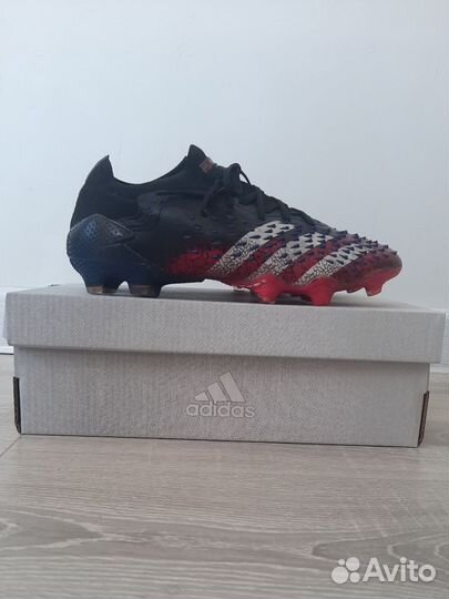 Детские футбольные бутсы Adidas Predator 39 размер