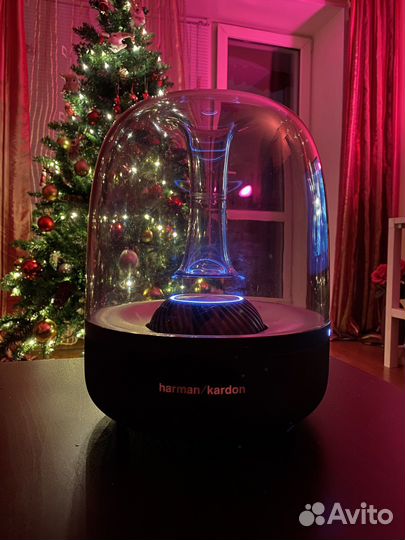 Harman kardon aura studio