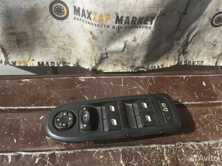 Блок управления стеклами Peugeot 308 1.6 EP6 2009