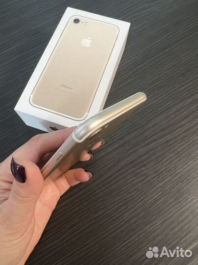 iPhone 7 128 gb gold