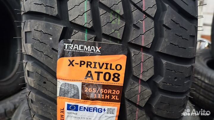 Tracmax X-Privilo AT08 265/50 R20 111H