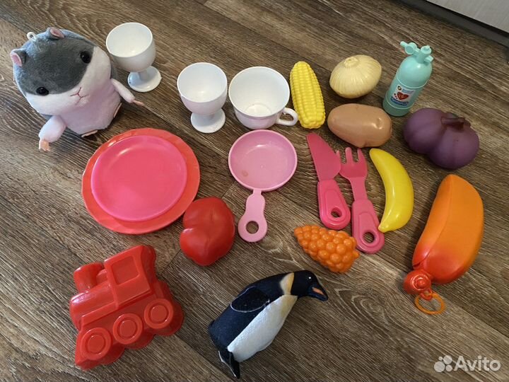 Отдам бесплатно детские игрушки