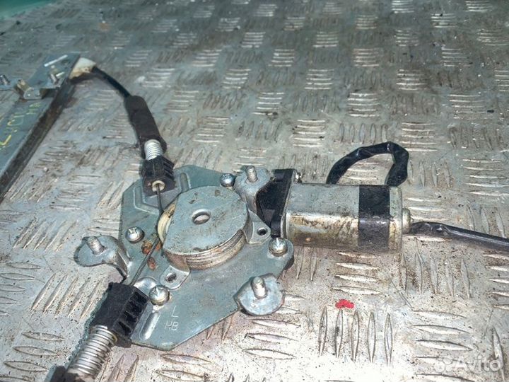 Стеклоподьемник передний левый Chery Fora Vortex