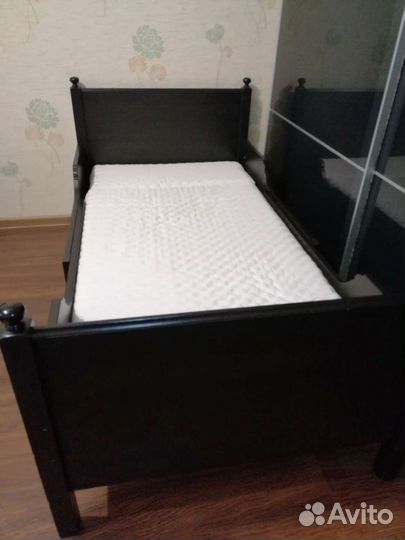 Кровать детская