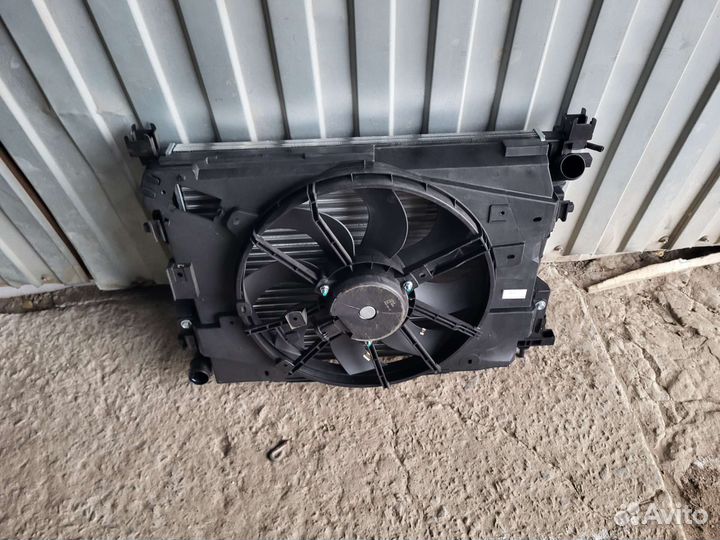 Logan 2 vesta радиатор охл.с вентилятором