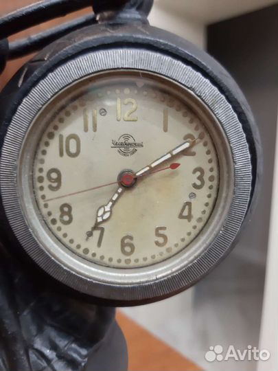 Часы Клоун-Хранитель времени