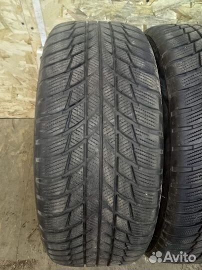 Bridgestone Blizzak LM-001 225/50 R18