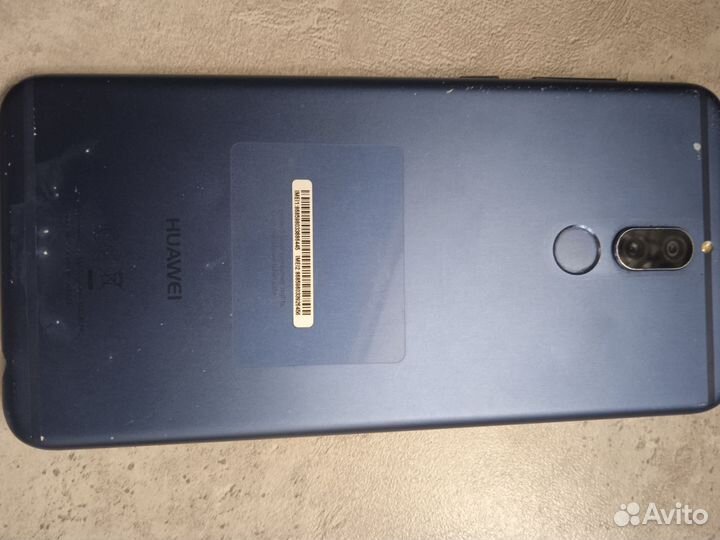 HUAWEI Mate 10 Lite, 4/64 ГБ