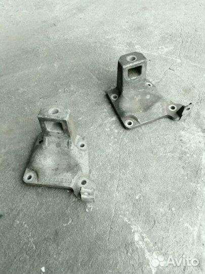 Кронштейн двигателя бмв е39 м57 6751226