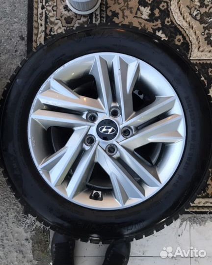 Hankook AH33 205/60 R16