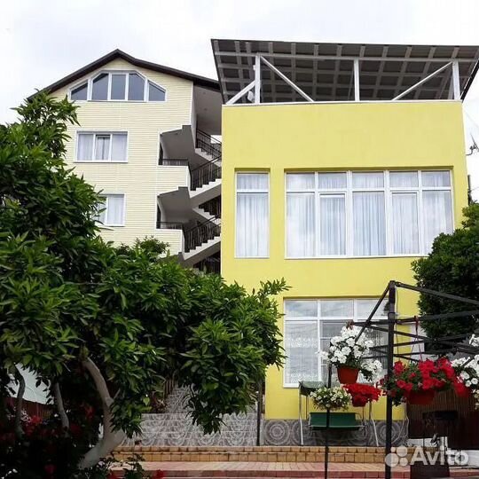 Администратор горничная с проживанием