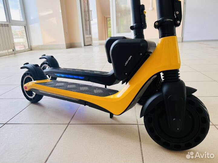 Электросамокат 350w 13aH (Новый)