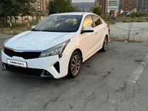 Kia Rio 1.6 AT, 2021, 45 000 км, с пробегом, цена 2 150 000 руб.