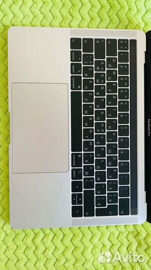 Apple MacBook Pro 2018 с touchbar 256 gb