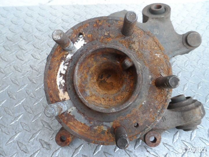 Ступица задняя правая Hyundai Santa Fe 2 CM