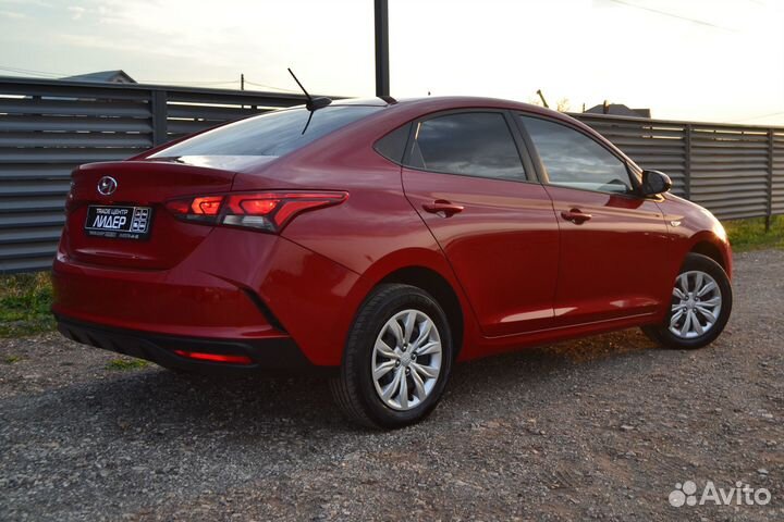 Hyundai Solaris 1.6 МТ, 2021, 12 060 км