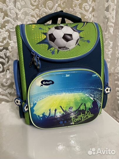 Школьный рюкзак