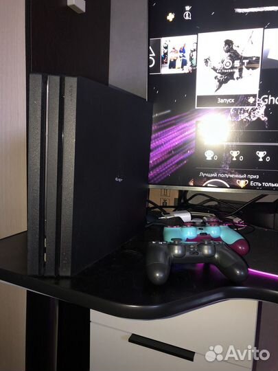 Ps4 pro 1tb 700Игр