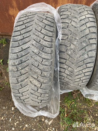 Toyo Observe Ice-Freezer 215/55 R17