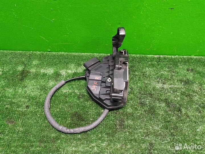 Замок двери передней правой Ford Focus 3 (CB8) 20