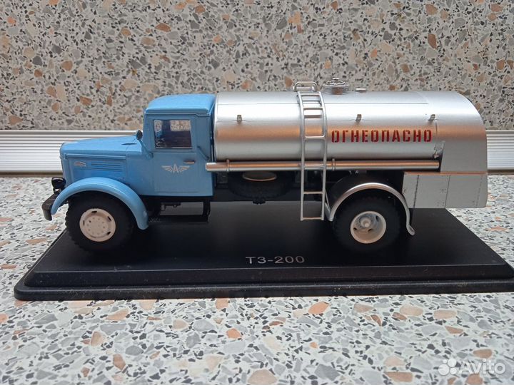 Модель автомобиля