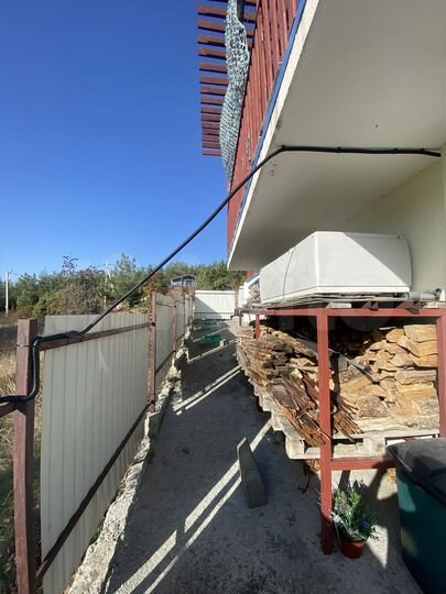 Дом 199,6 м² на участке 4,1 сот.