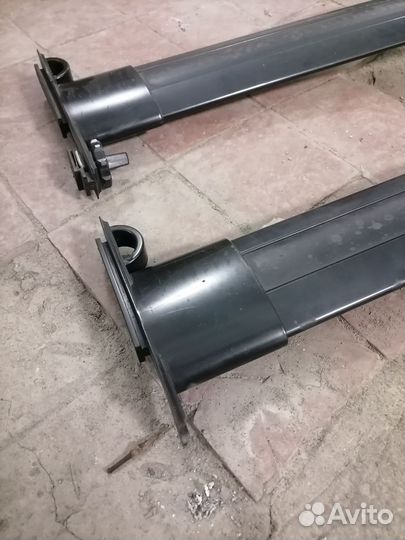 Поперечины на рейлинги RAV4