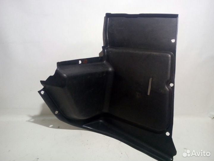 Облицовка багажника правая Дэу Нексия